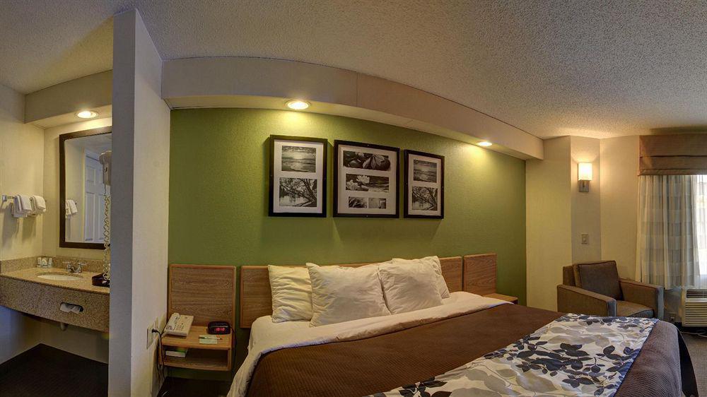 Rodeway Inn Austell Eksteriør bilde